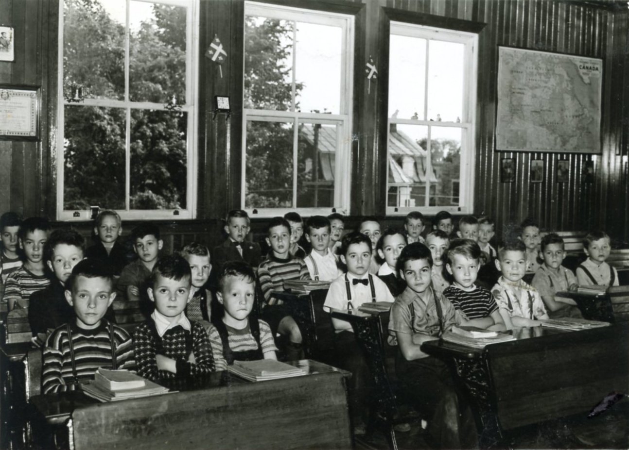 P0019-1420-expo-la-classe-dhier-a-aujourdhui